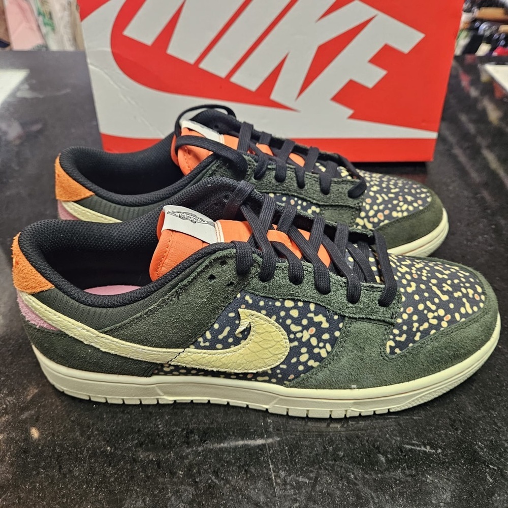Sz various Nike Dunk Low Rainbow Trout FN7523-300 Men's - Picture 9 of 15